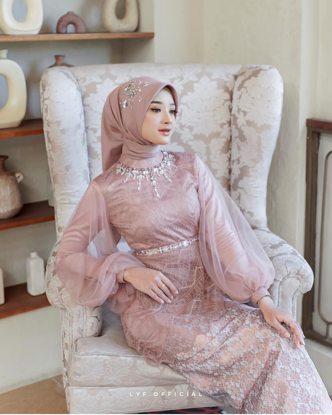 {calyta}-{kebaya}-bagus-cantik-jogja-lyfofficial