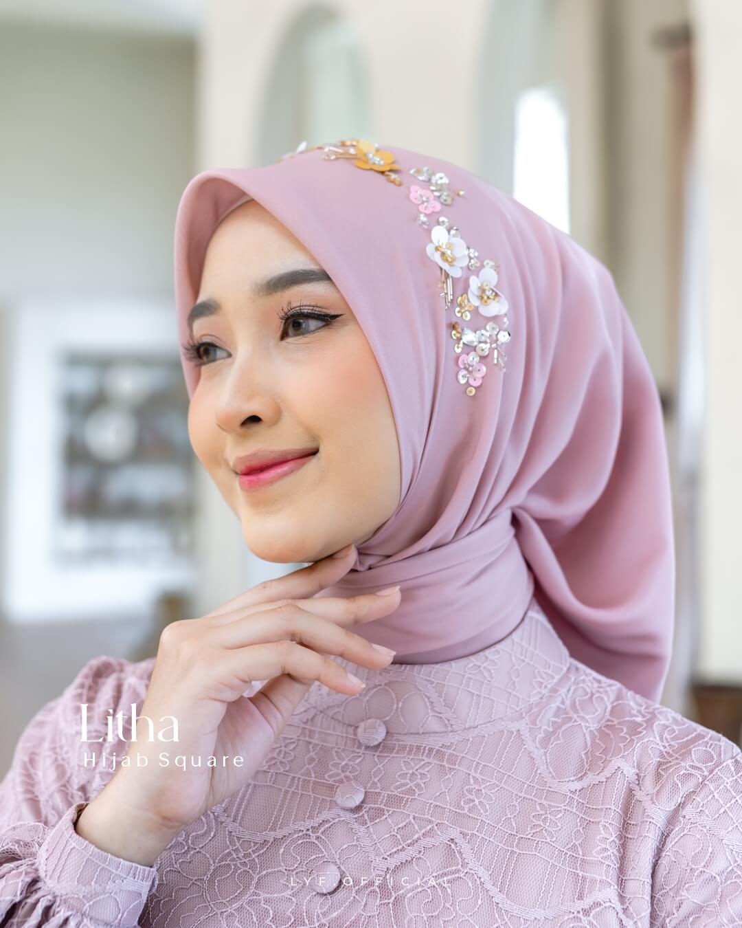 {litha}-{hijab-square}-bagus-cantik-jogja-lyfofficial